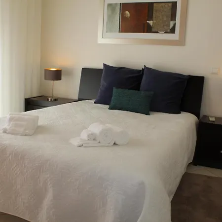 Apartamento V2 Jardins De G *